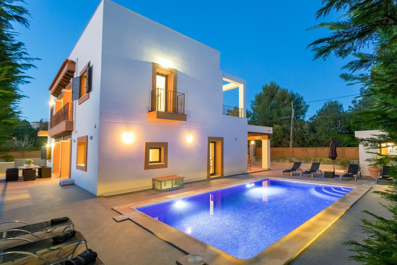 Villa Alexandra Talamanca  Exteriör bild